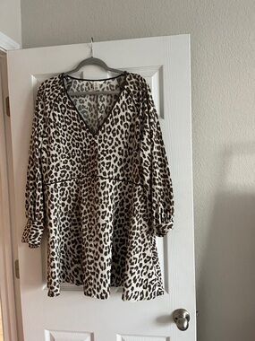 Leopard Print V‑Neck Tunic Dress - Cream & Brown